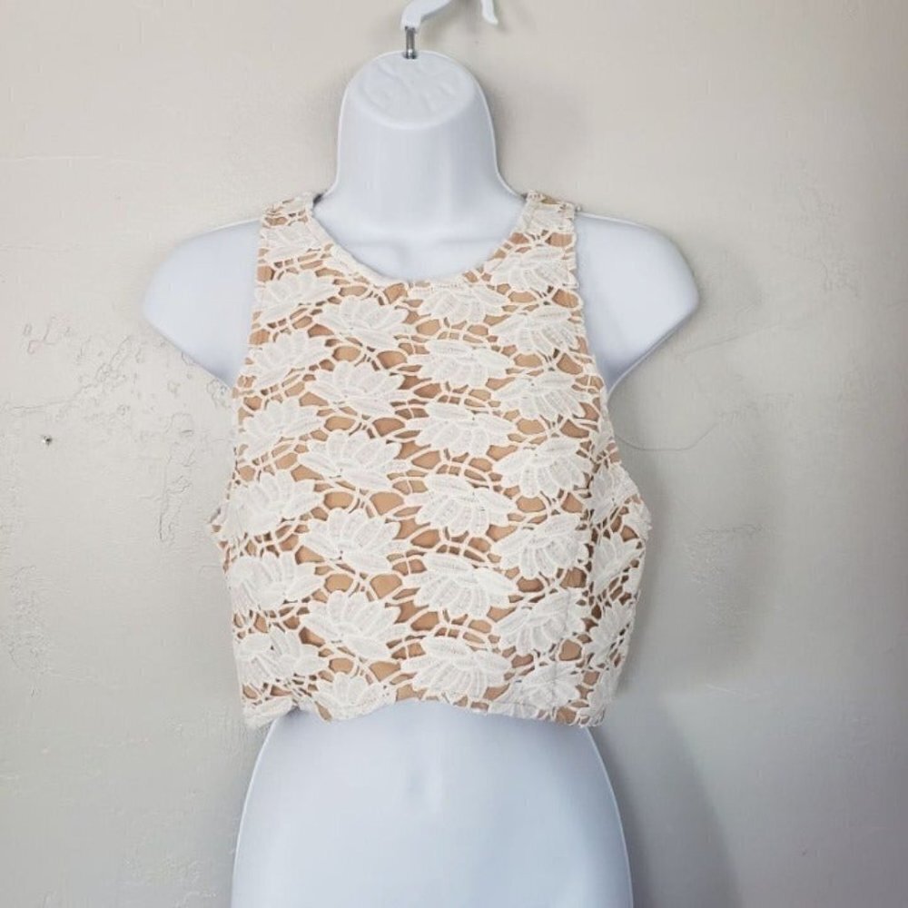 Endless Rose NWOT Ivory Floral Crochet Lace Crop Top Women's Small